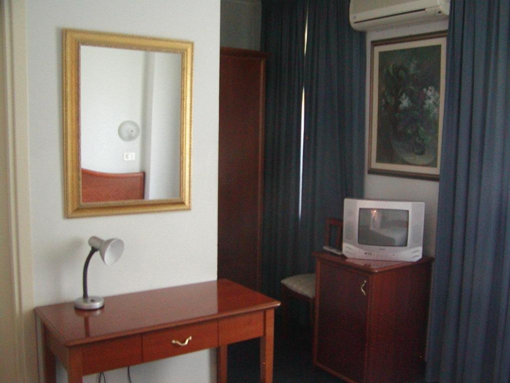 Hotel Tortorina Urbino Eksteriør billede